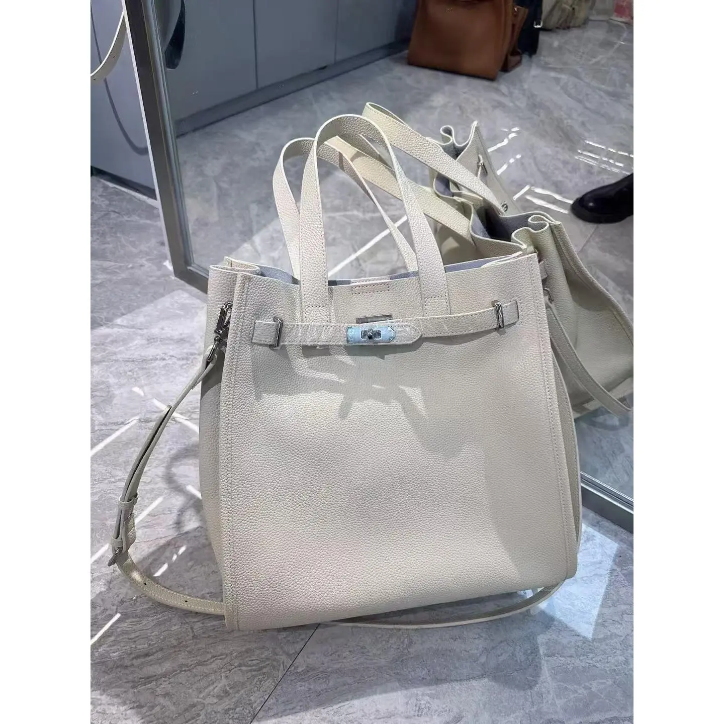 Mibai vertical style