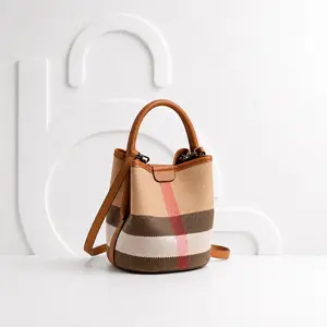 Plaid Bucket Bag for Women Small Shoulder Purse Crossbody Handbag Drawstring Satchel Bag Top Handle Purse Checkered Tote Bag Work Shoulder Bag Date Bag Adjustable Strap Bag for Ladies Teens College Students Office Travel Shopping Daily Use Chic Gift Bag