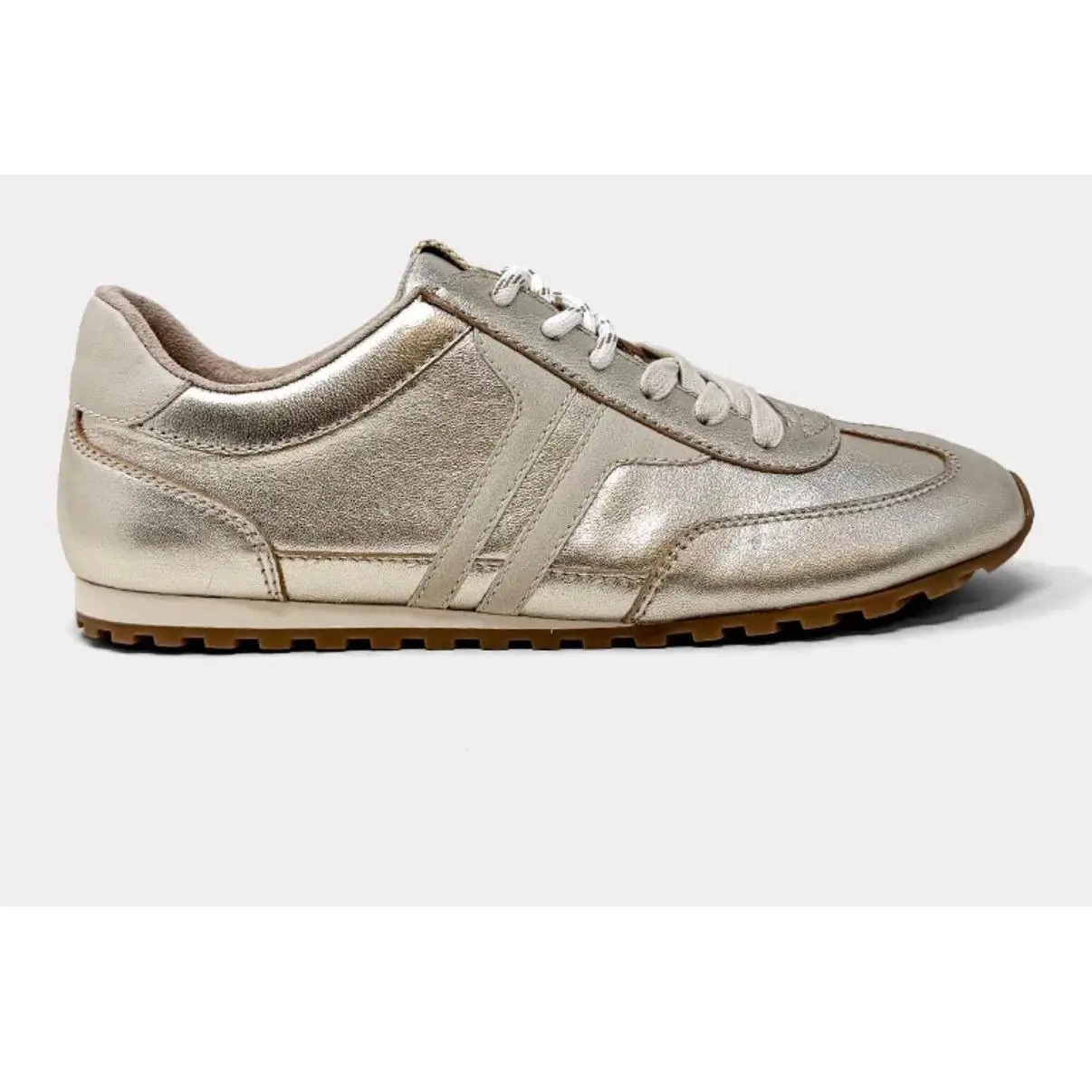 Shu shop Sarah sneaker