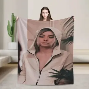 Chishiya Super-Soft Flannel Blanket,Alice In Borderland Lightweight Throw Blanket For Living Room,Gifts for Girls,Friends,Fans  Best choice for home and outdoor