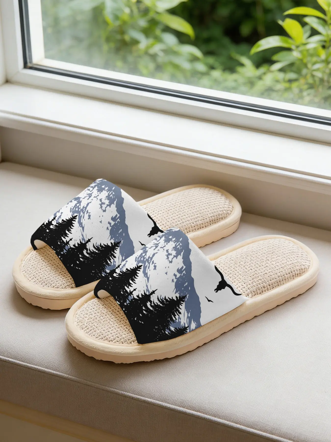 Men's Forest Bird Silhouette Slippers, Soft Eva Sole, Non-Slip Quiet Design, Casual All-Season Home Footwear, Comfortable and Stylish