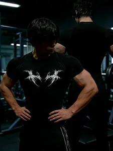 Men's Summer Tight-Fitting Short Sleeve Y2K Thorn Text Print Breathable Quick-Dry Gym Workout Shirt, Athletic Shirt, Fitness Sport Top, Fitness Shirts, Ideal for Running Training Sports Top