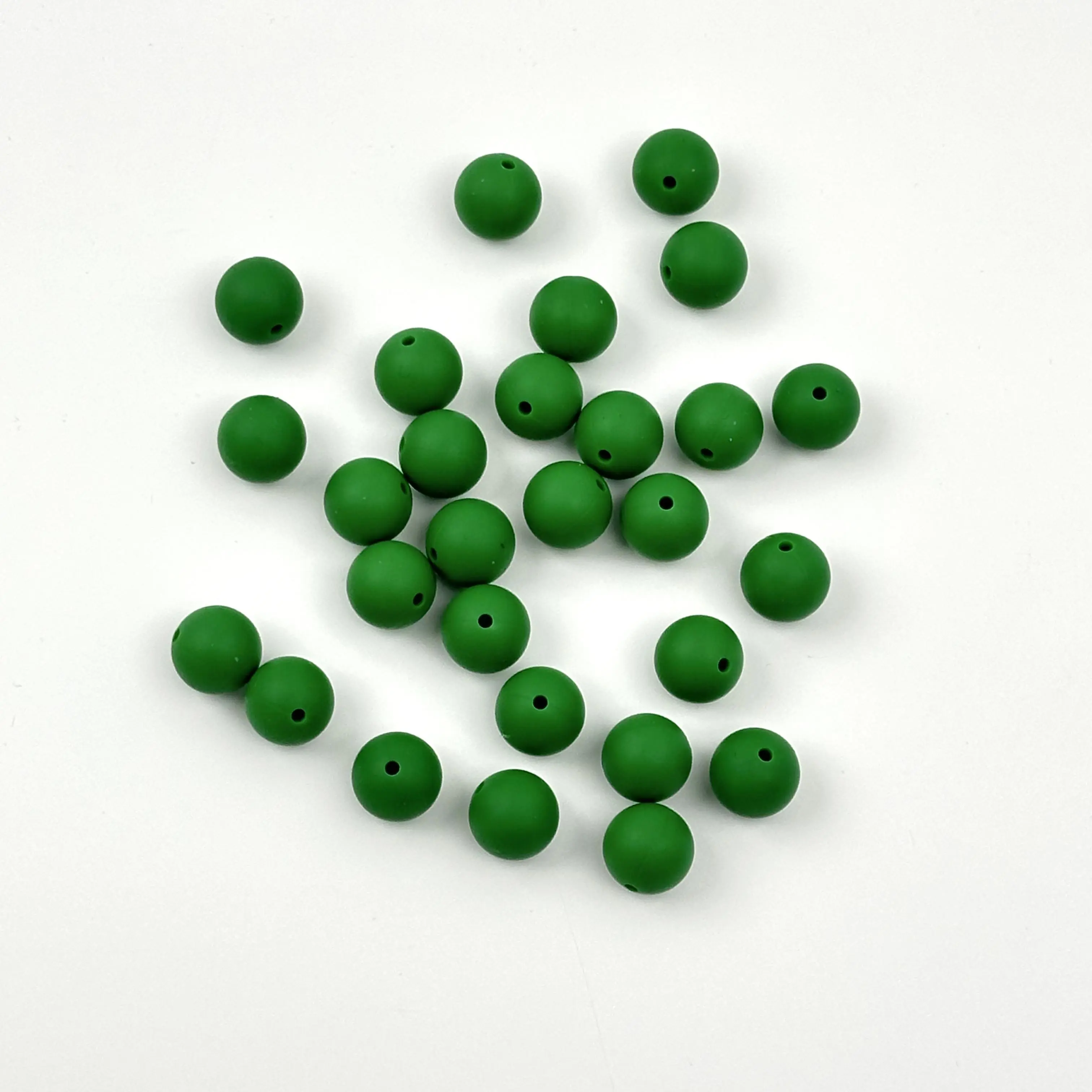 YM684005 Christmas Green 50pcs 15mm