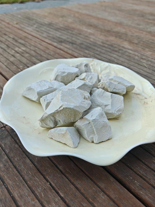 clay Edible Gray Clay Chunks 100% Natural Zero Additives Food Grade & Cosmetic Grade Slightly Adhesive 4oz 113g for Versatile Uses Craft