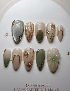 MIDORI | Gold Floral Nail Art Press On Nailbox | Jade Magnetic Nails | 3D Gel Nail Art | Gold Accent Nailbox | Cat Eye Nails