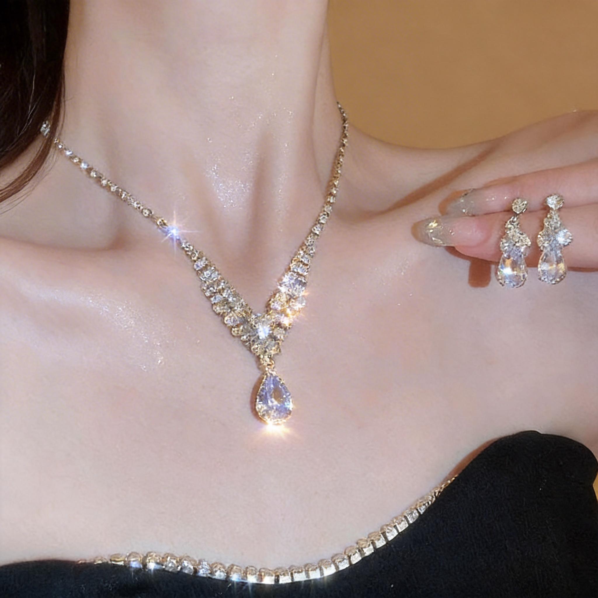 Vintage Hypoallergenic Aurora Necklace Set, 2-Piece Design, a Warm Gift to Remind Her of Your Love Dainty Hypoallergenic Aurora Jewelry Set, CZ Embellished, Perfect for Wedding/Gala, a Thoughtful Gift