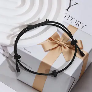 Hidden window breaker survival wristband, a multi-functional emergency escape bracelet. It is adjustable, comfortable to wear, and serves as a car safety tool. Packaged in an exquisite gift box, it is ideal for gifting.
