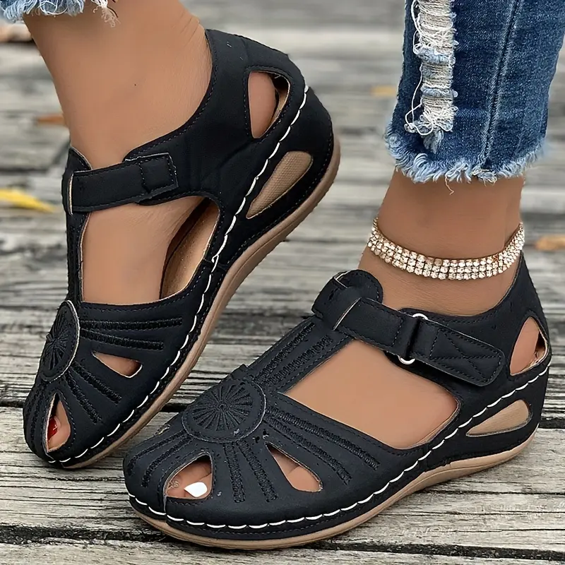 Women's Retro Closed-Toe Wedge Sandals, Casual Mid-Heel Platforms with a Buckle Ankle Strap and Slip-Resistant PU Sole for Outdoor Wear, Walking Shoes, Footwear, Hand Wash