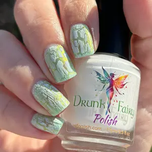 Humpty Dumpty | Quick-Dry, White Crackle Nail Polish Topper