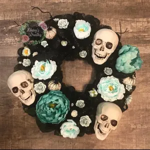 Skulls and Floral Halloween Wreath Decoration