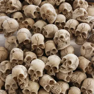 40pcs Cool Skull Resin Statues, Halloween Decorations, Gothic Skeleton Set, Garden & Micro Landscape, Desktop Display, Haunted House Props, Exterior Decorative Statues