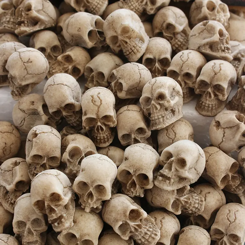 40pcs Cool Skull Resin Statues, Resin Figurine Statue, Resin Sculptures, Halloween Decorations, Gothic Skeleton Set, Garden & Micro Landscape, Desktop Display, Haunted House Props, Exterior Decorative Statues