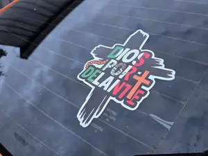 Dios por Delante sticker, Calcomania de Dios por Delante, Novelty Stickers car vehicle