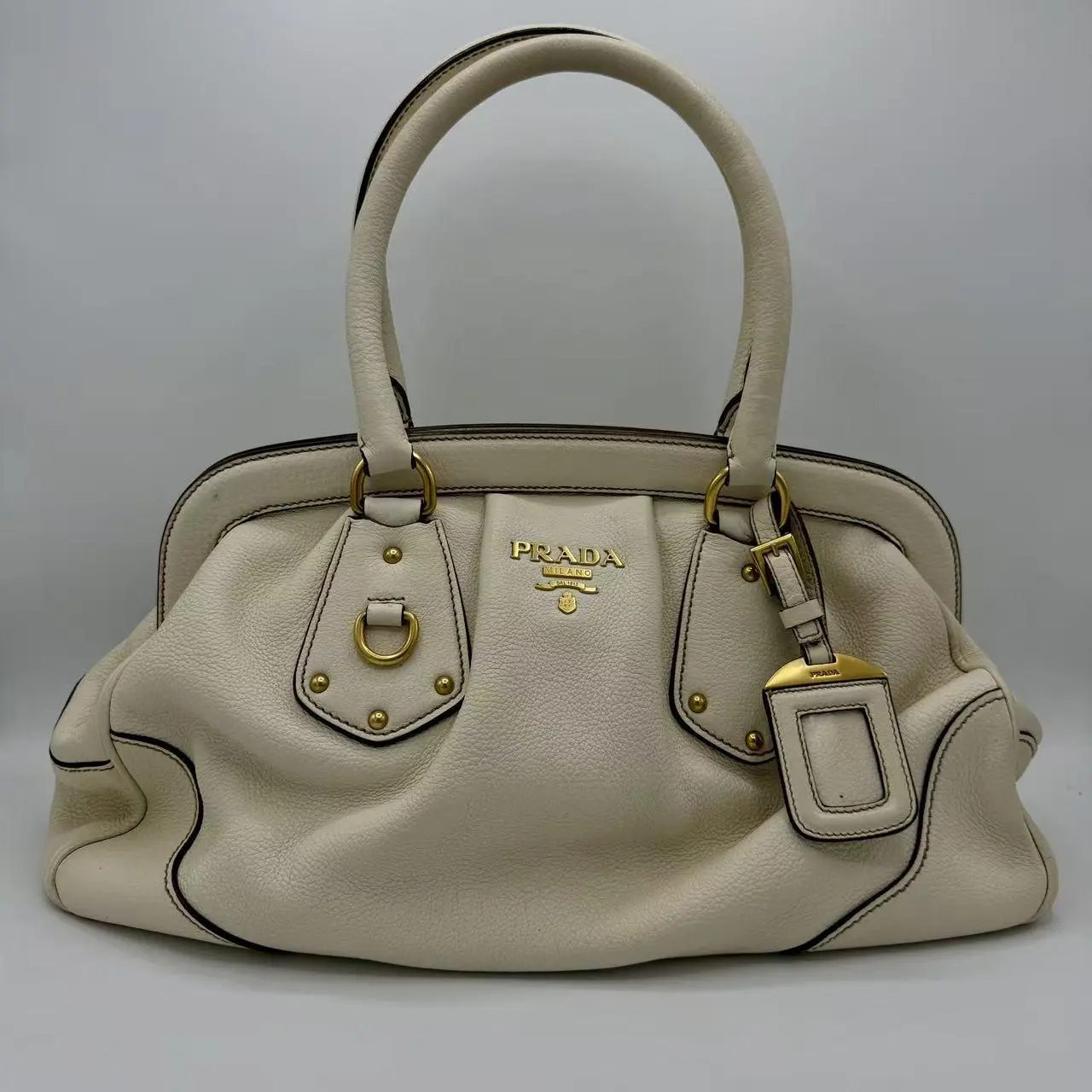 Pre-owned PRADA Leather Shoulder Bags  Vitello Daino Frame Satchel