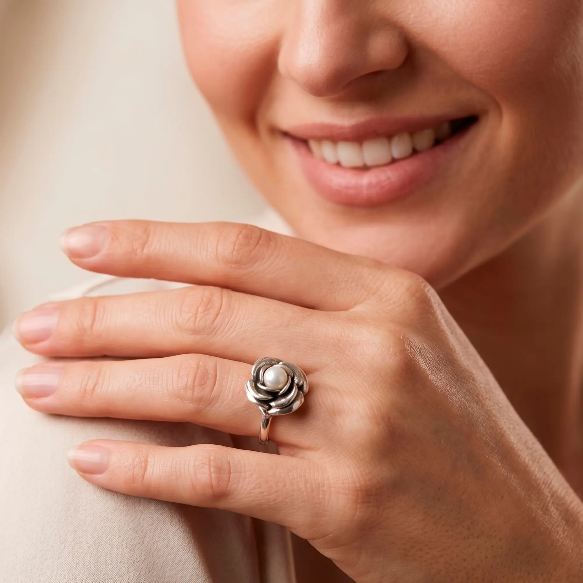 Novica Artisan Handmade Pearl Flower Ring Crafted Sterling Silver White Single Stone Indonesia Floral Birthstone Peace [Crownbezel 0.4 In H X 0.6 In Diam. Band Width 2 Mm W] ' White Rose'
