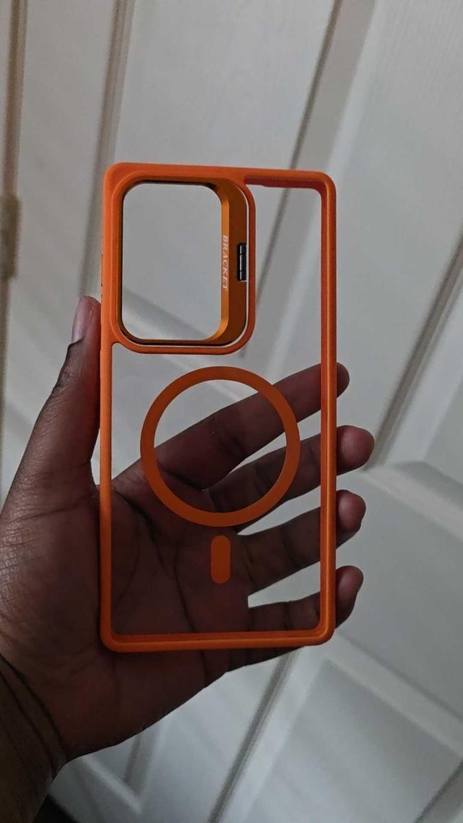 Item: Orange, Galaxy S25 Ultra