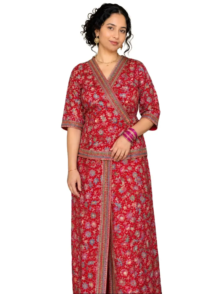 Singaporey Lungi and vest dress set for women - Different sizes, designs and colors