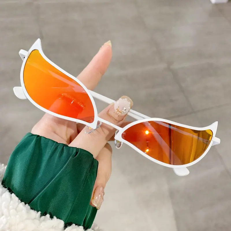 Unisex Fashionable Anime Cosplay Embellished Sunglasses, Trendy Casual Decorative Glasses Props, Fashion Accessories for Outdoor Activities