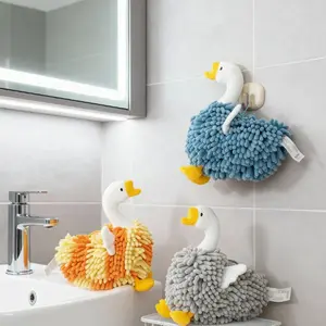 1ps Swan shaped hand towel for kitchen and bathroom, a sweeping hand towel that can be hung on the wall, a cute swan style hand towel. 1 piece of cute swan hanging hand towel - soft chenille absorbent kitchen and bathroom towel, 100% polyester fiber