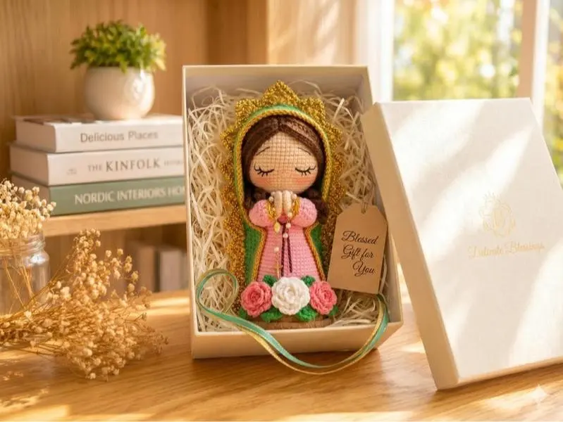 Handmade Virgin Mary Crochet Doll with Rosary, Our Lady Catholic Statue, Prayer Room Decor, Religious Gift for Her