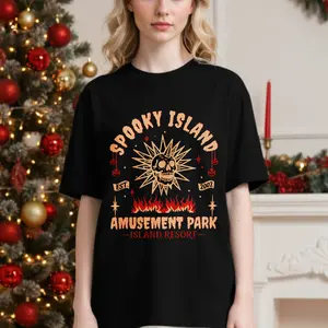 Spooky Island Amusement Park T-Shirt Retro 1800s Halloween Movie Disco Skull Summer Spooky Tee 90s Nostalgia Halloween Unisex Crewneck Oversized Top