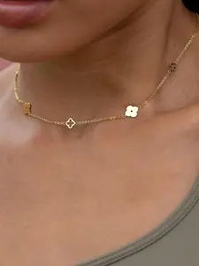 Women's Stainless Steel Geometric Pendant Necklace, Plated Design, All-Season Wear Jewelry Gift for Women, Dainty Necklace