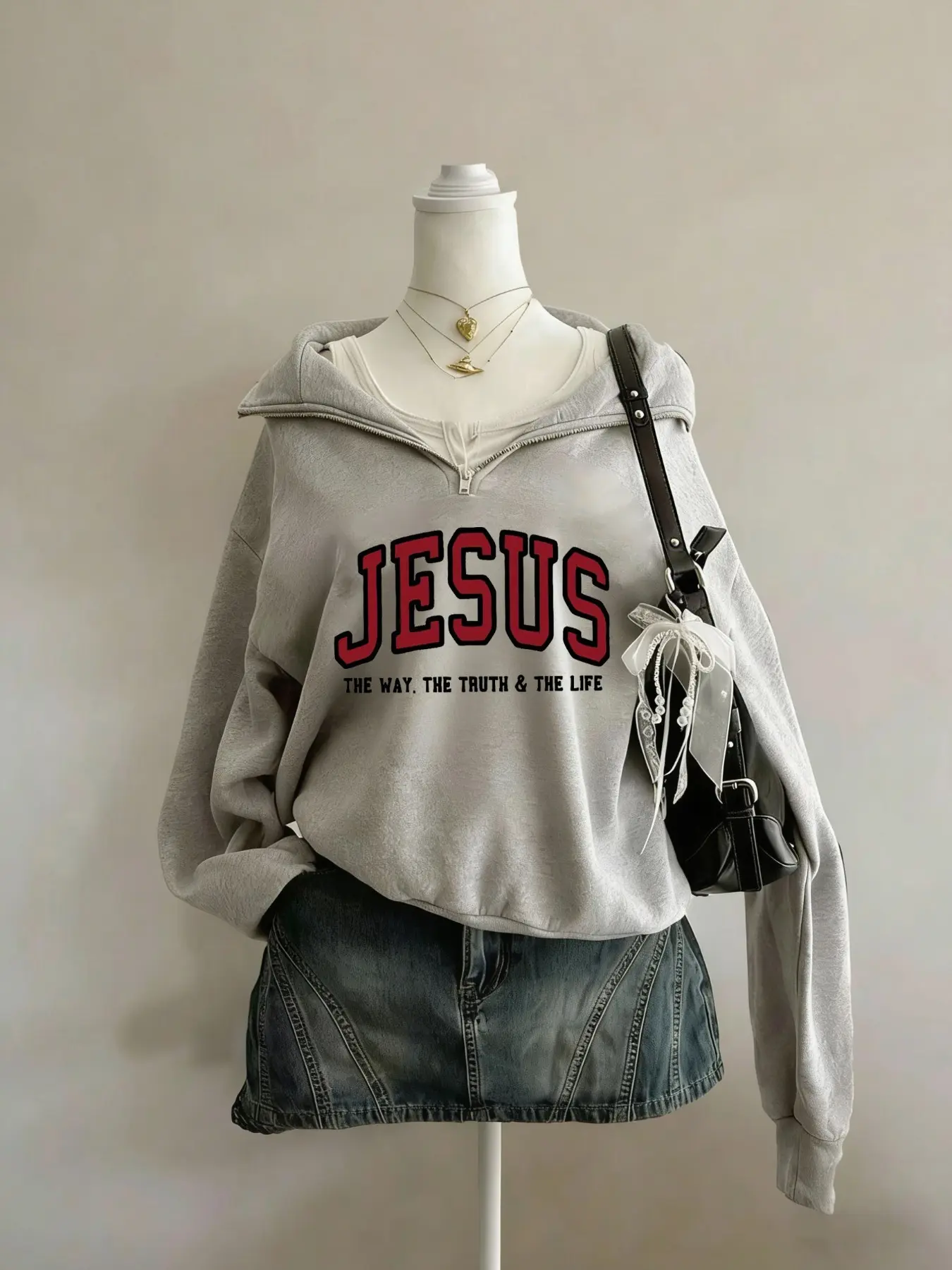 "JESUS" Aesthetic Half Zip Oversized Long Sleeve Sweatshirt, Womenswear, Graphic Sweatshirts, Y2K Christian Graphic Hoodie, Cozy Fleece Drop Shoulder Pullover, Vintage Washed Finish, Perfect for Casual & Streetwear, Religious Print Top, Comfy Fabric