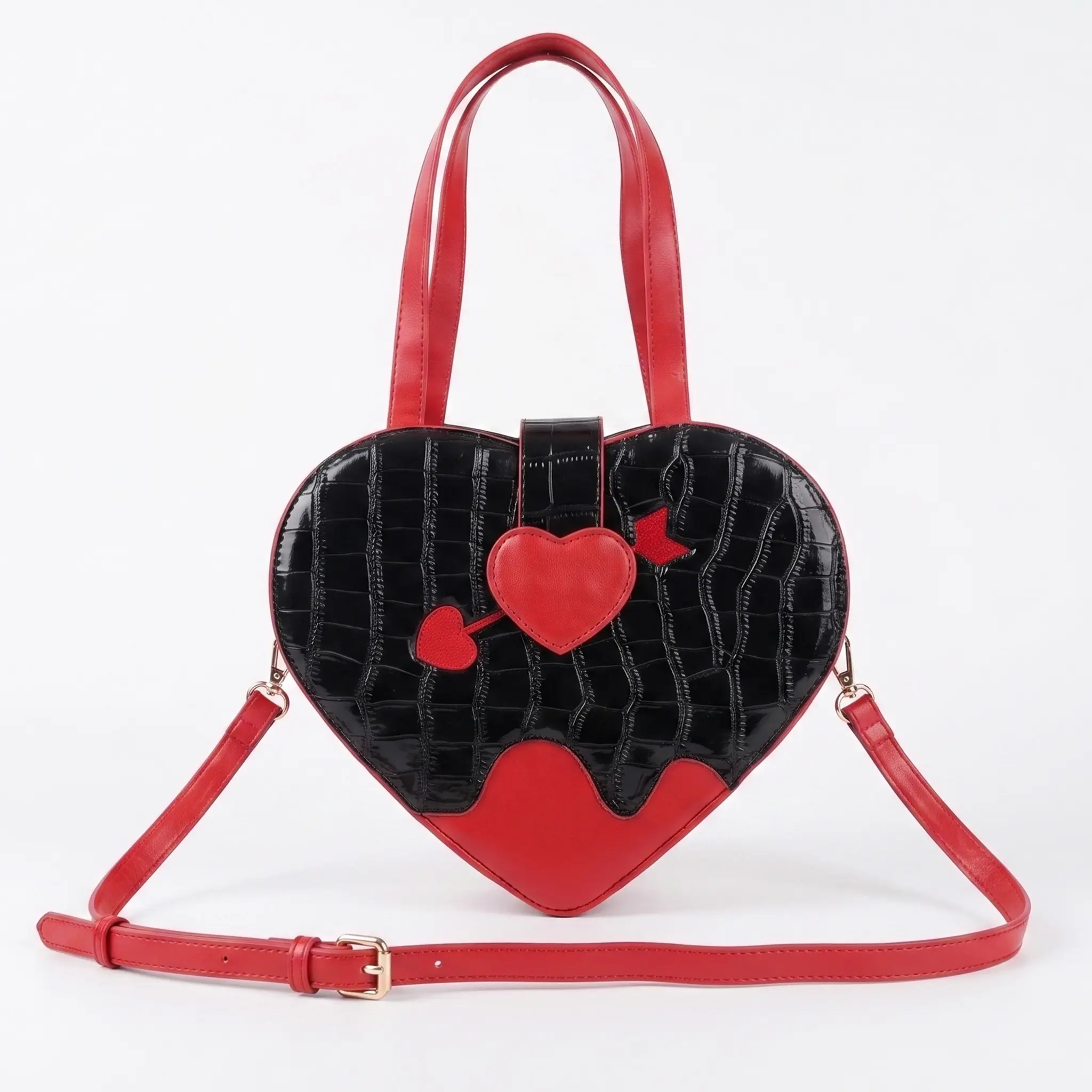 Heart-shaped handbag