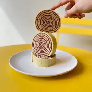 Classic Guava Cake Roll (a.k.a Bolo de Rolo)