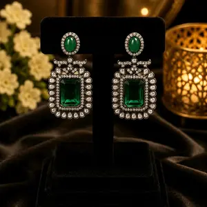 Beautiful mossanite AD pendant earrings