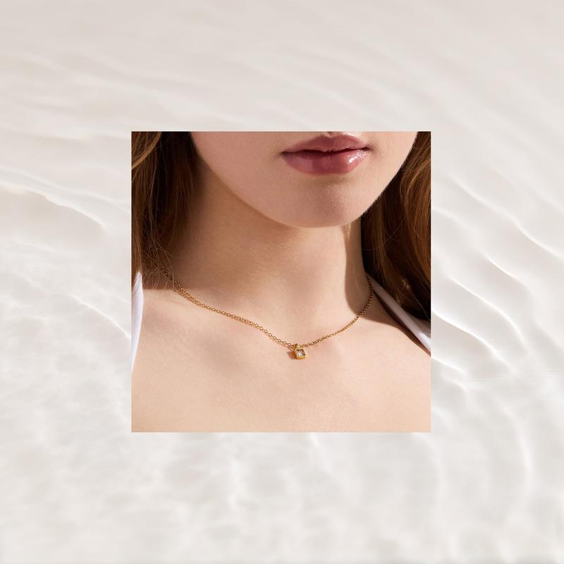 EVRY JEWELS Gold or Silver Plated Women's Hypoallergenic Faye Birthstone Necklace EVRY JEWELS Gold or Silver Plated Women's Hypoallergenic Faye Birthstone Necklace