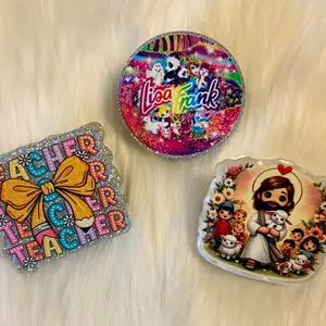 LIVE claim customizable clips