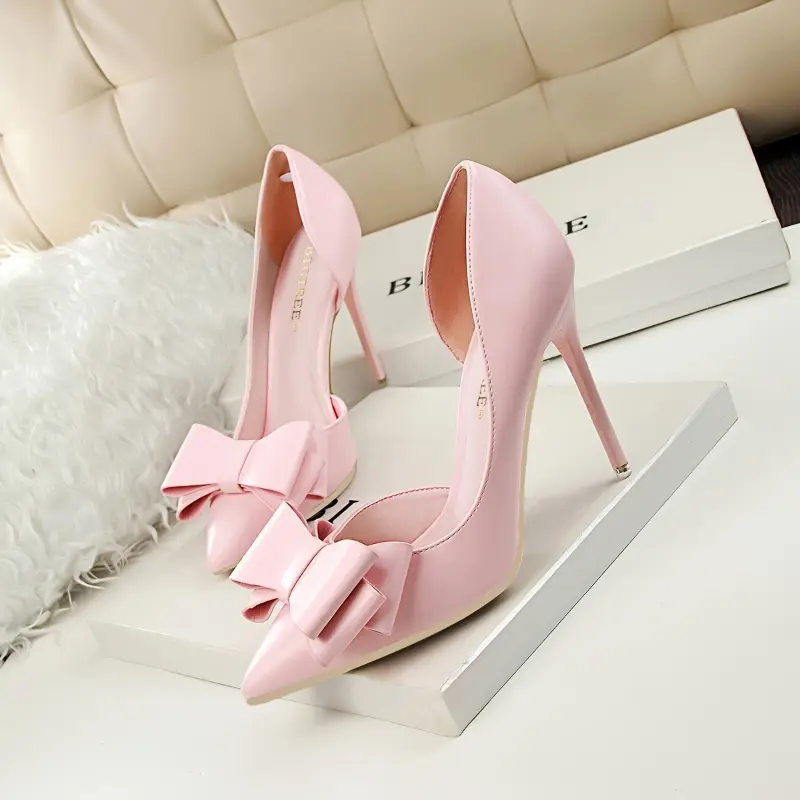 Women's high heels [Women's Elegant Heels - Fashion Pointed-Toe Pumps, Cut-Out Side Design Heels - For Women - Suitable for Parties & Evening Events]