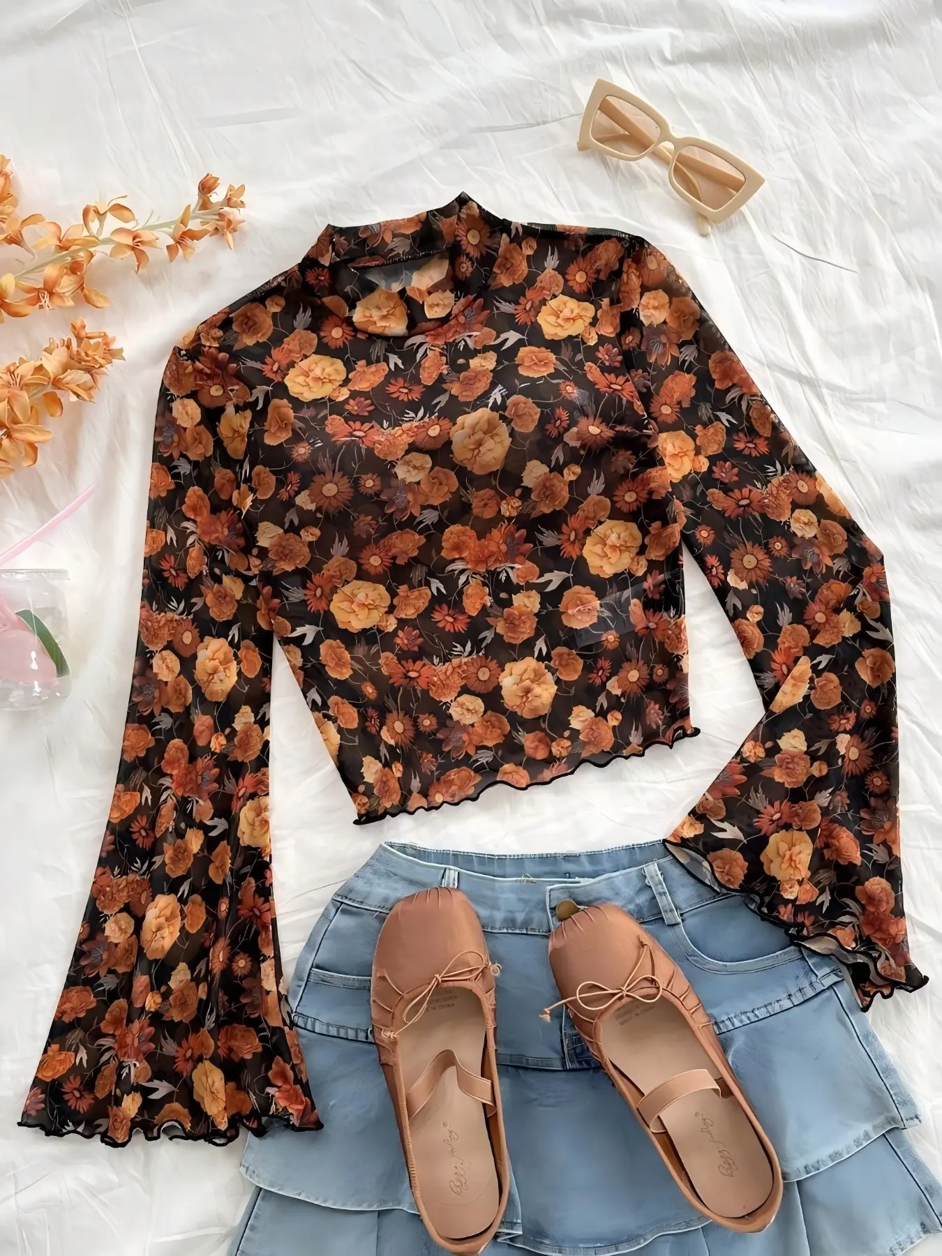 Floral Print Long Sleeve Bell Sleeve Top with Pleated Hem, Women's Casual Fashion Blouse, Boho Clothing Blouse, Boho Shirt Blouse, Casual Boho Blouses, Spring and Fall Wear, Comfortable and Stylish, Boho Ruffle Hem