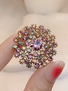 Elegant Rhinestone Flower Brooch Pin Design Jewelry for Women, Luxury Fashion Accessory for Special Occasions & Daily Wear