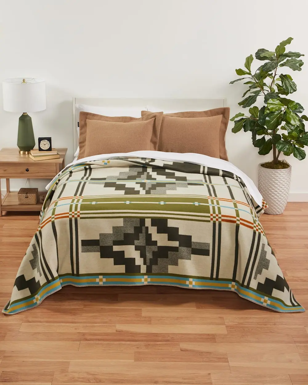 PENDLETON SEVEN SPRINGS  NAPPED ROBE