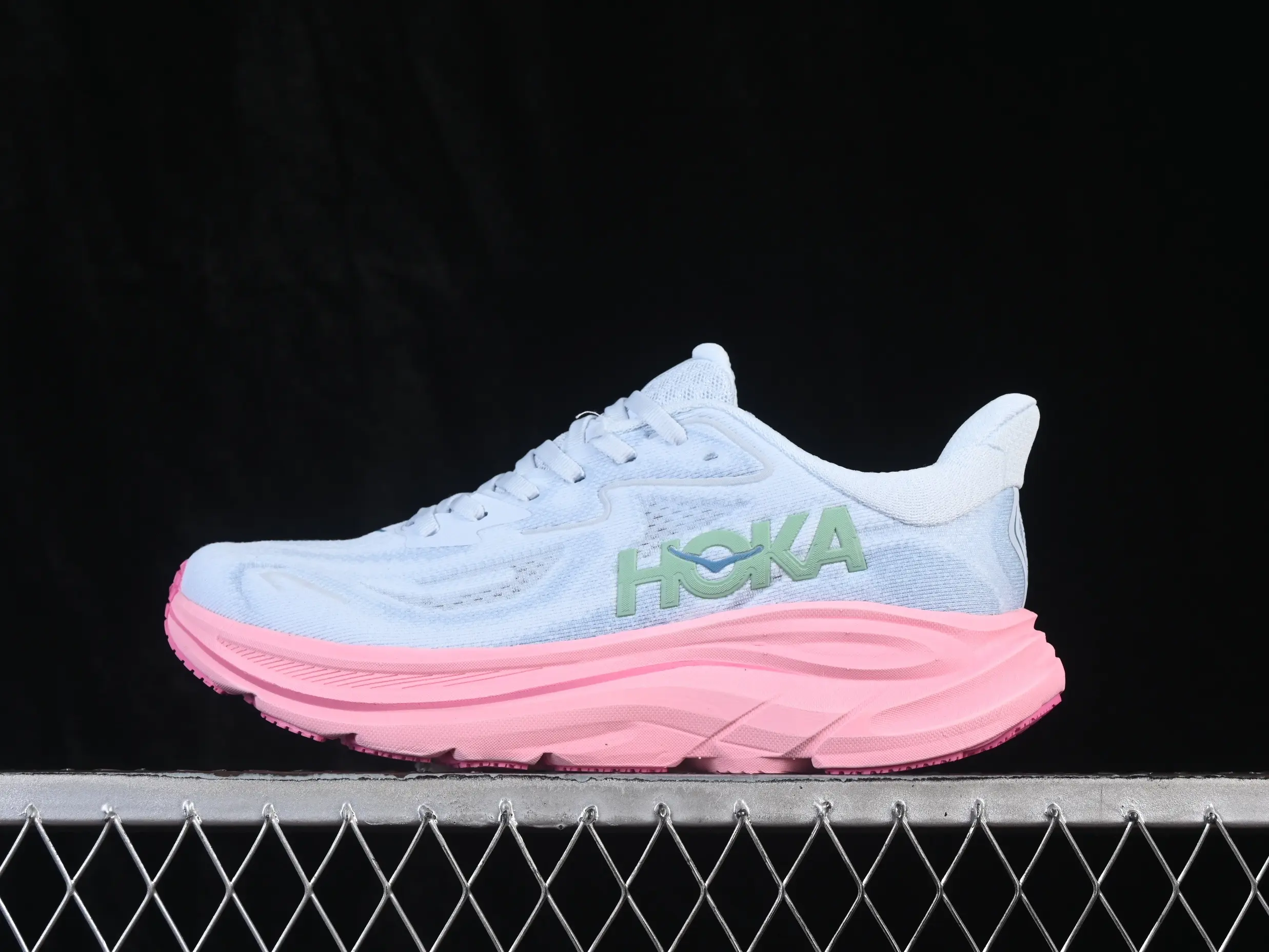 Light Blue Hollow Woven Mesh Athletic Running Shoes, Pink Layered Outsole Wear Resistant Cushion Outdoor Fitness Unisex Thick Sole Trainers