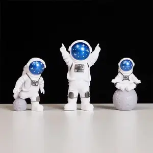 3/4count Astronaut Figure Statue Figurine Spaceman Sculpture Educational Toy Desktop Home Decoration Astronaut Model For Kids Gift
