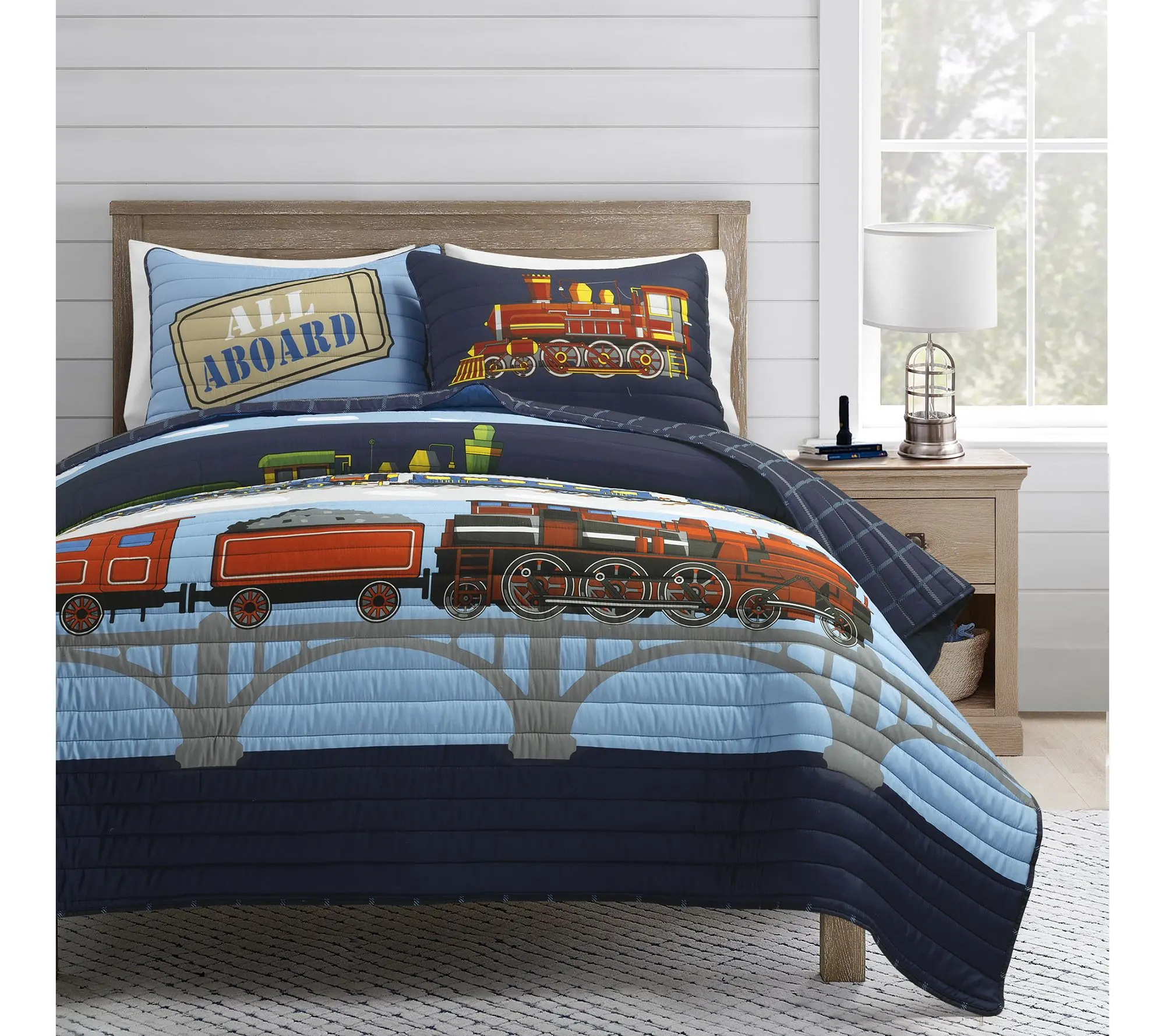 Lush Decor Steam Trains Quilt Full/Queen
