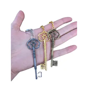 LittleEccentricities Vintage Style Skeleton Key Keychains - Gold Silver & Bronze - Metal Alloy - Gift for Her Bridesmaid Ren Faire Cosplay