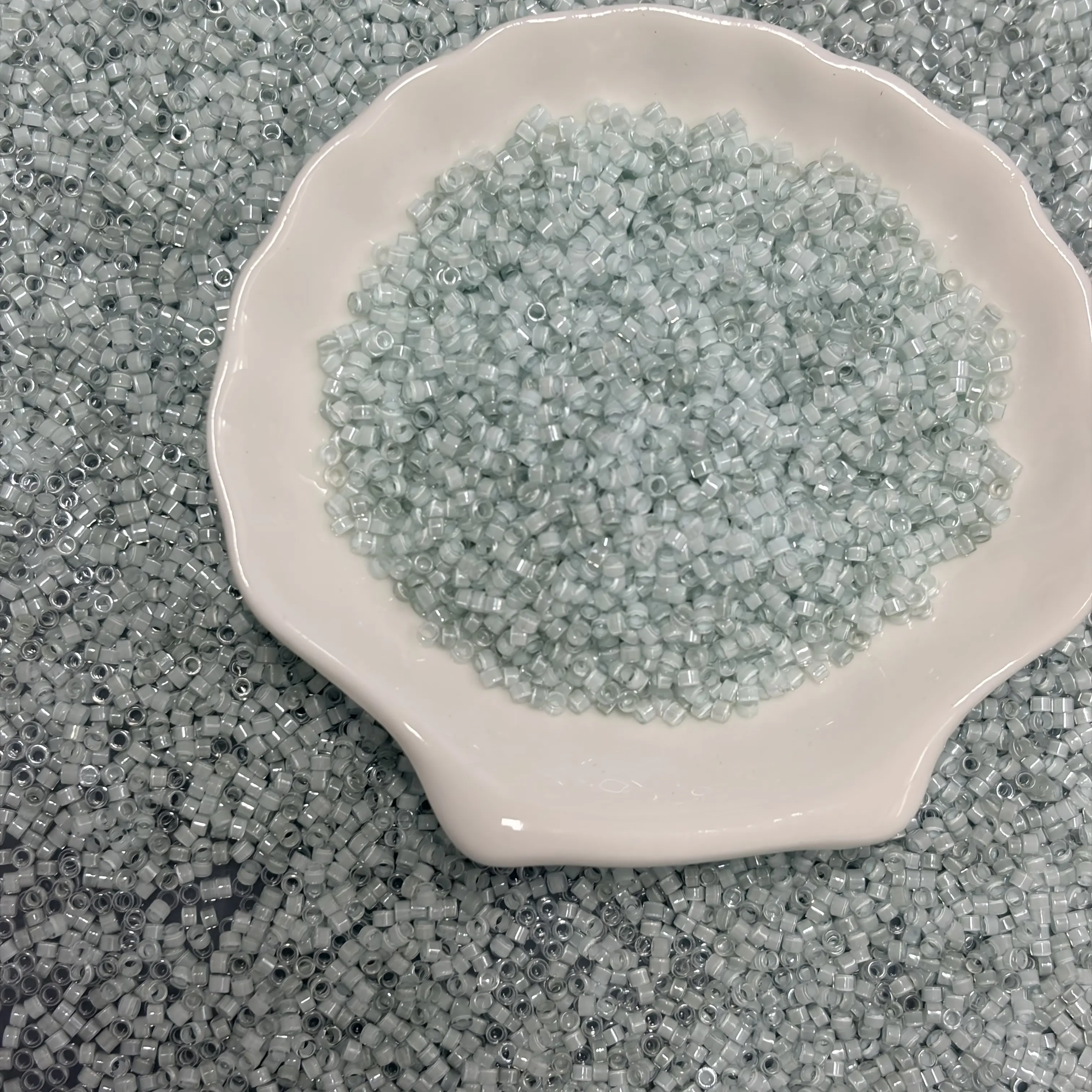 2mm  High-quality ceramic beads