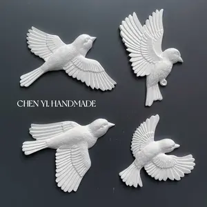 French Grg Gypsum Swallow Flower Corner Mosaic Ceiling Light Panel, Round Wall Decoration Material, Elegant Interior Design Accessory