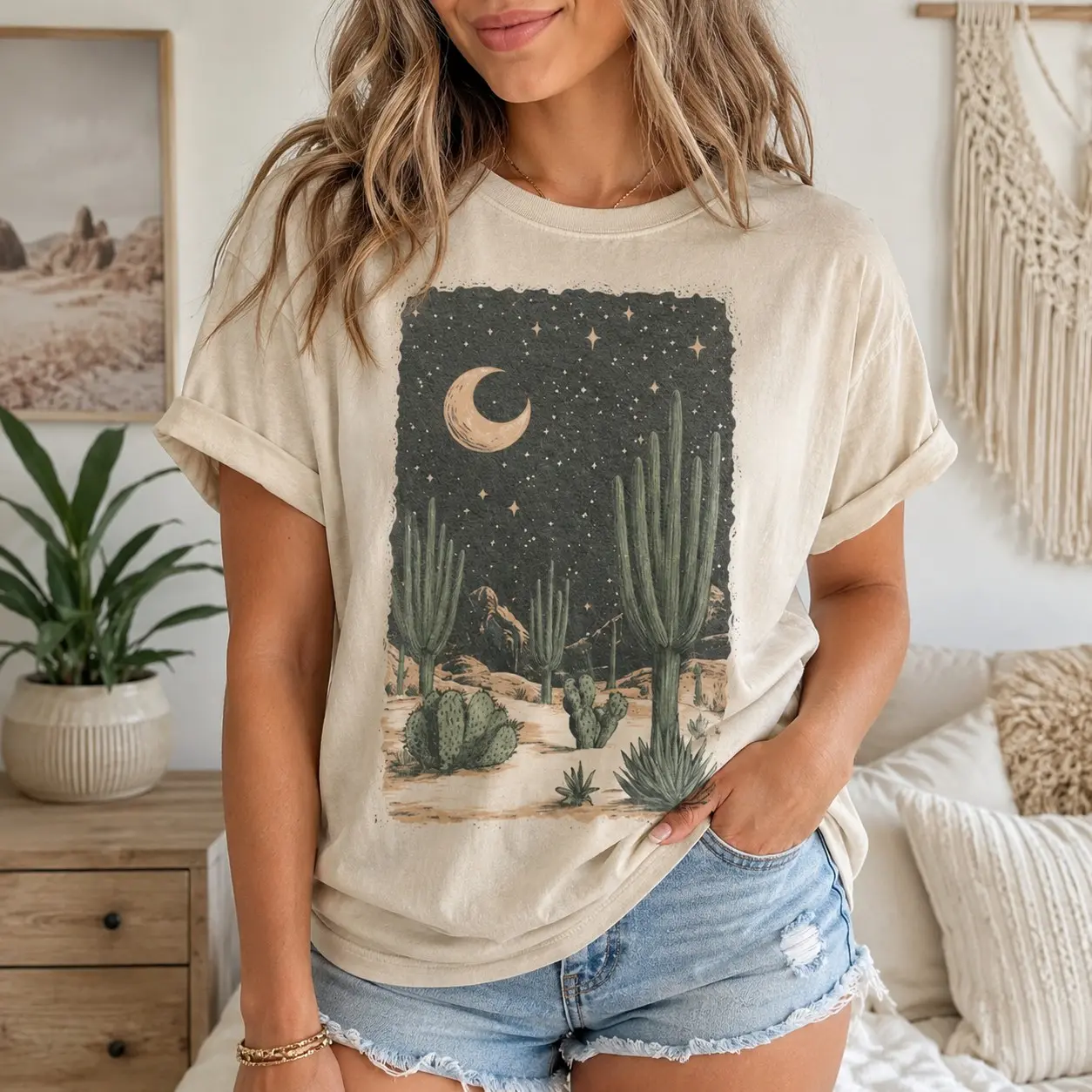 Comfort Colors Desert Night Saguaro Cactus Crescent Moon Shirts for Women Road Trip, Aesthetic Southwestern Spring Garment Sister Gift
