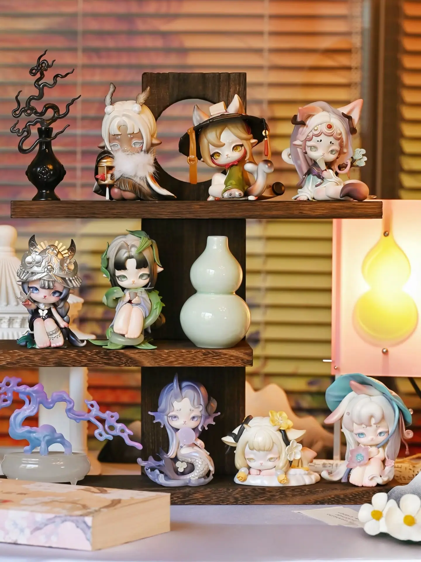 Ninimo Between-Clouds Seasonal Whispers Blind Box Set - Eastern Aesthetics Traditional Chinese Premium Art Figure, 1:8 Regular Draw Eastern Fantasy Resin Craft, Thoughtful Cultural Gift for Doll Enthusiasts