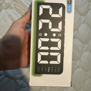 LED Digital Clock, Clock With Temperature, 1 Count Multifunctional Date and Temperature Display Desktop Electronic Clock, Digital Alarm Clocks, Digital Clocks For Bedrooms, Decorative for Living Room, Bedroom and Office #GLOBAL PICKS