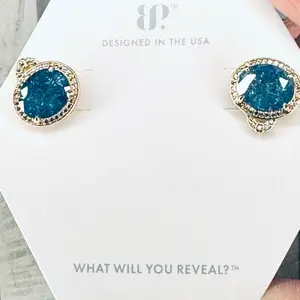Bomb Party Wild Orbiting Hearts Stud Earrings – London Blue Sapphire Ice Crystal – Gold Plated – ER30326