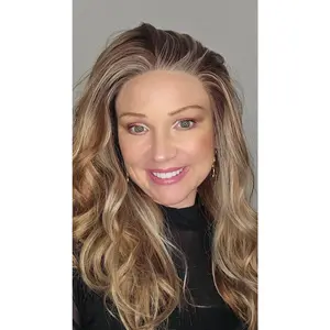 CARKIRA Serena Rootbeer Float 20 Inch Loose Curl 13x4 HD Lace Front Synthetic Wig Glueless Pre-Cut Natural Hairline Heat-Friendly