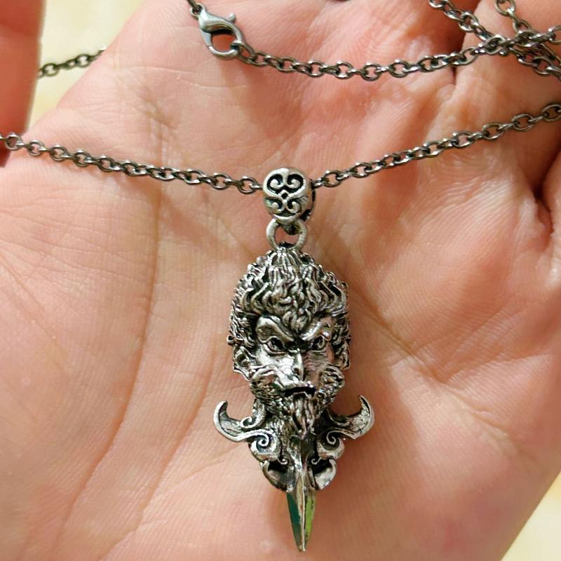 Personalized creative black Goku necklace design fashionable and versatile pendant ancient costume dark style retro gift