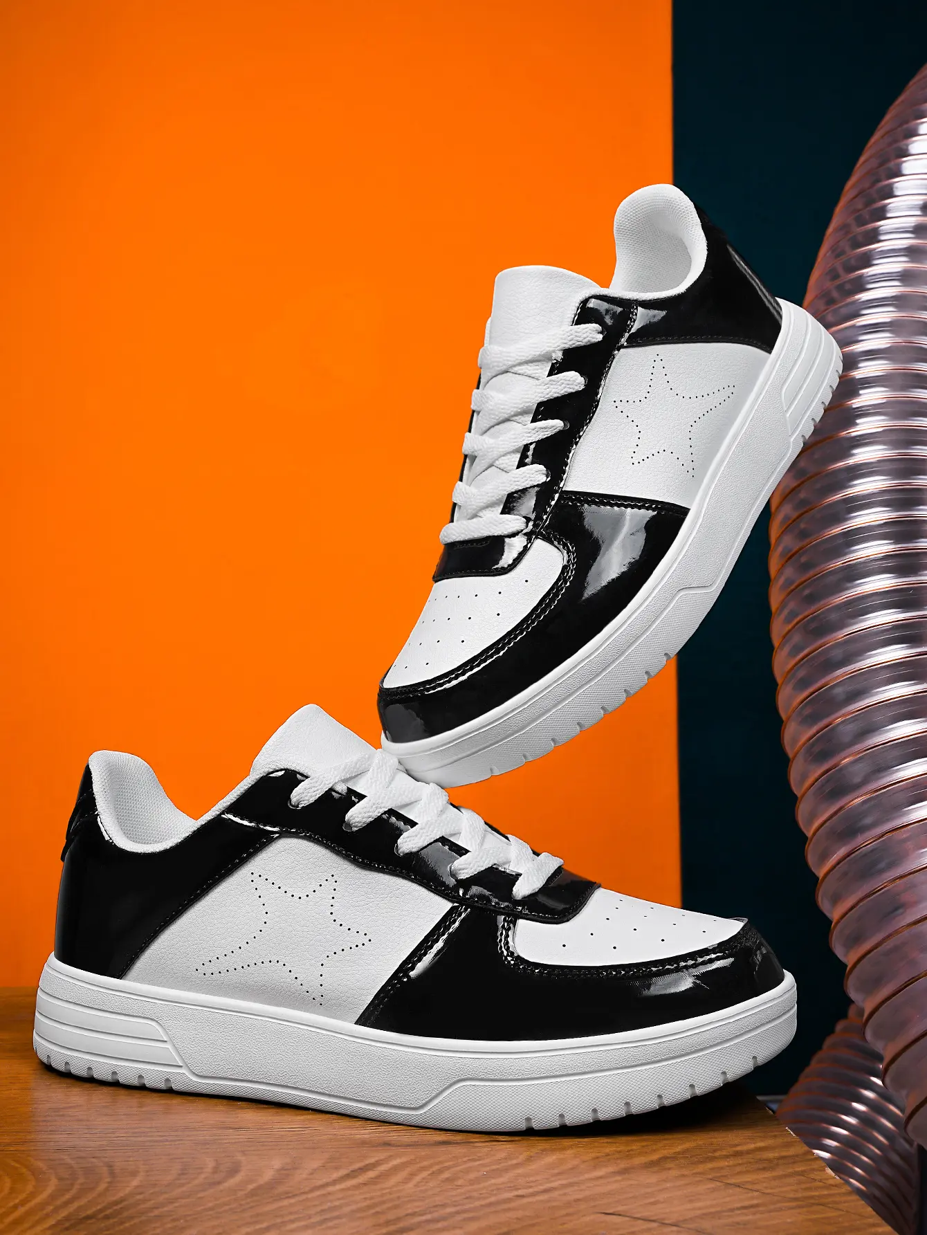 Men's Retro Star-Design Trending Skater Shoes - Black & White Patent PU, Lightweight Thick Sole, Breathable Mesh, Low-Top, Sporty Chic, Male Fashion Casual Men's All-Season Streetwear Trainers, Trending Shoes
