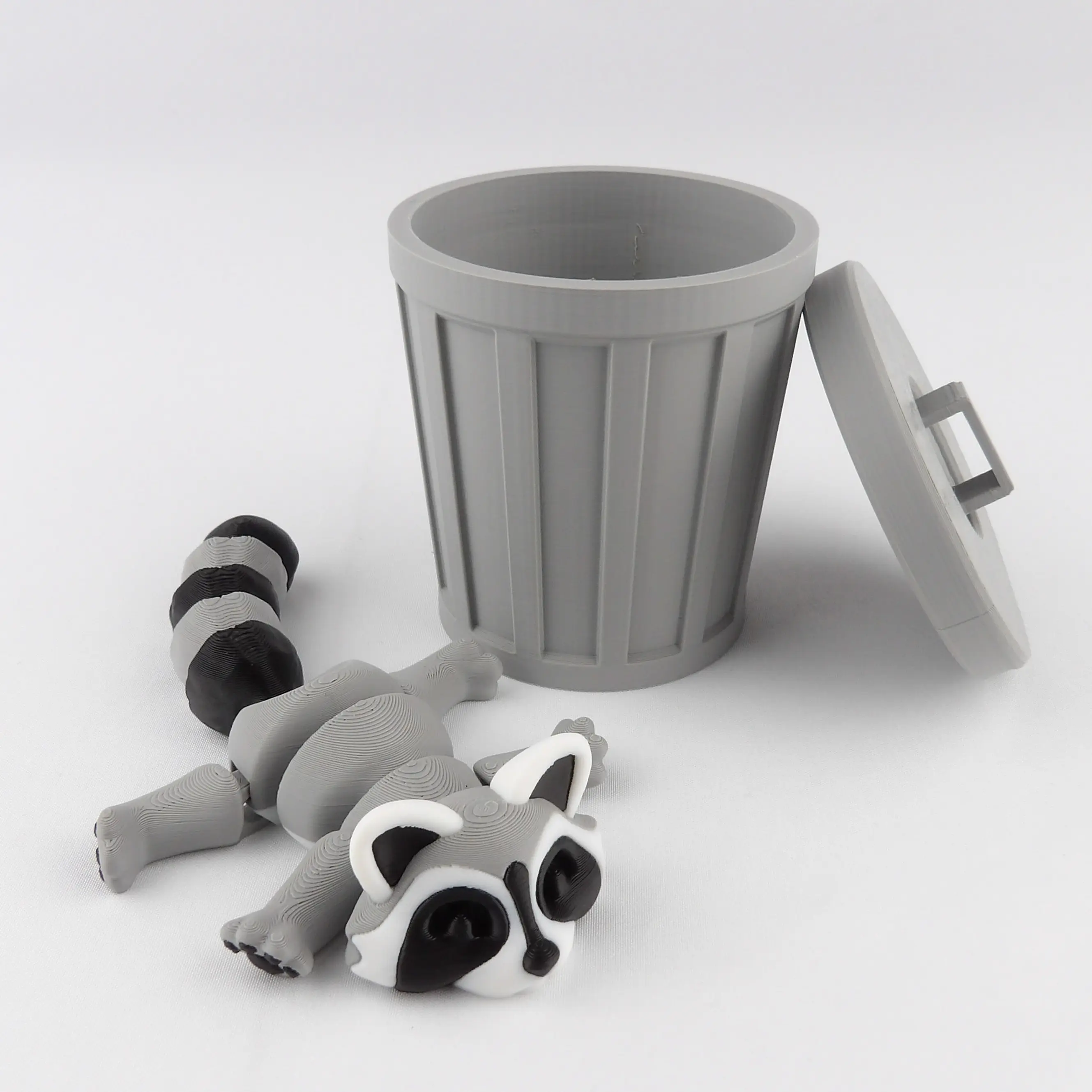 Colorful Articulated Racoon Desk Buddy - 3D Printed Fidget Toy for Stress Relief! Decompression Ball